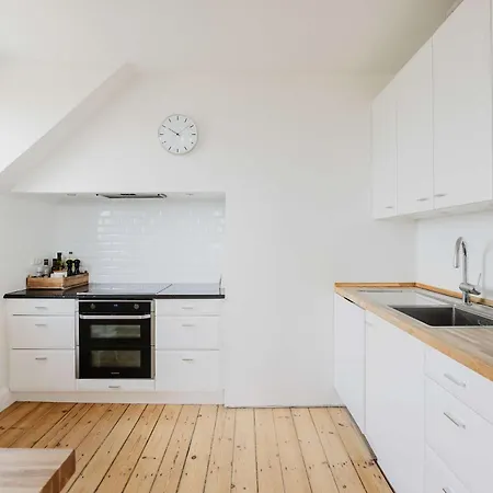 아파트 Exclusive Corner In Heart Of Oesterbro *